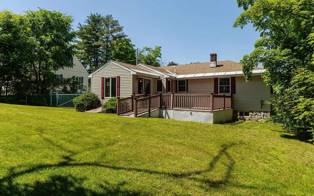 29 West Diane Drive Keene NH 03431