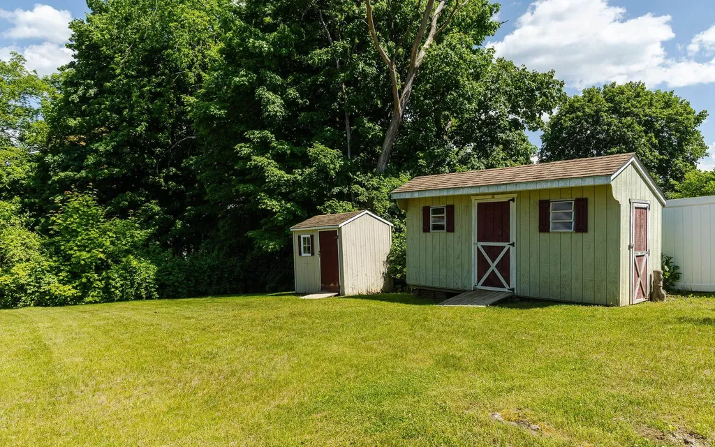 29 West Diane Drive Keene NH 03431