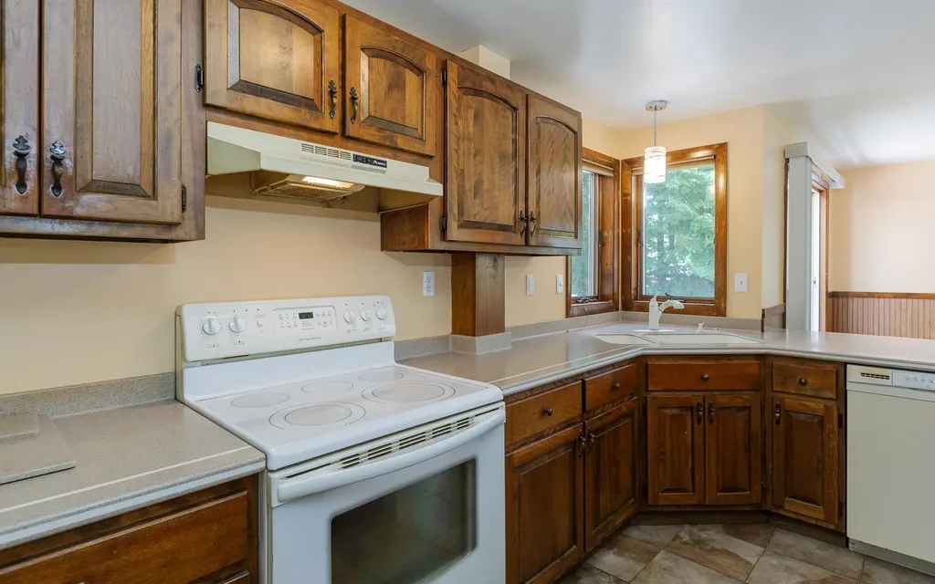 29 West Diane Drive Keene NH 03431