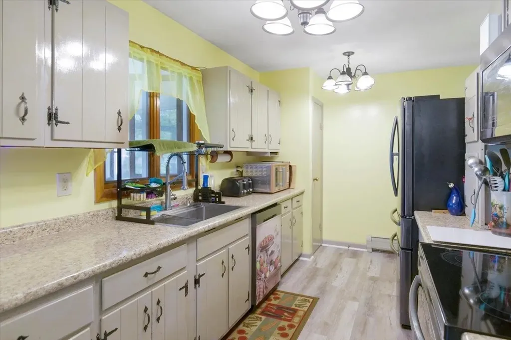 105 Bonanza Park Colchester VT 05446