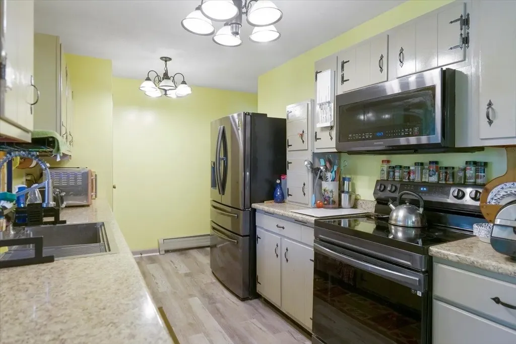 105 Bonanza Park Colchester VT 05446