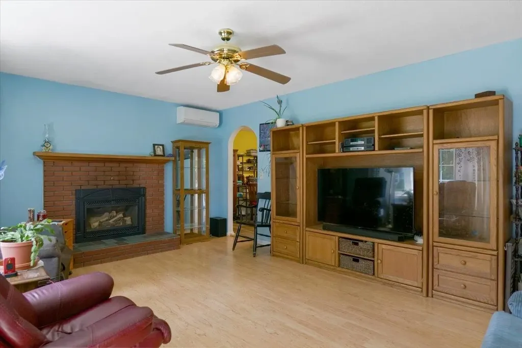 105 Bonanza Park Colchester VT 05446