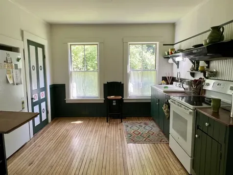 25 Strand Avenue Brattleboro VT 05301