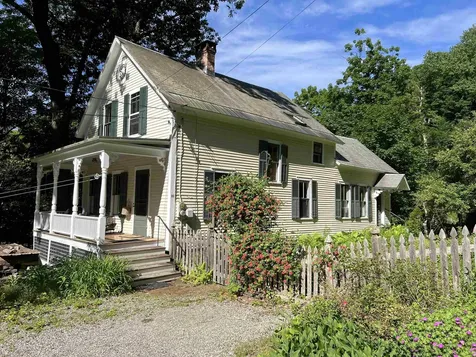 25 Strand Avenue Brattleboro VT 05301