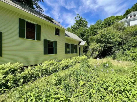 25 Strand Avenue Brattleboro VT 05301