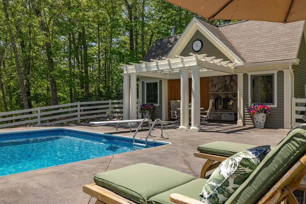 17 Solitude Lane Sanford ME 04073