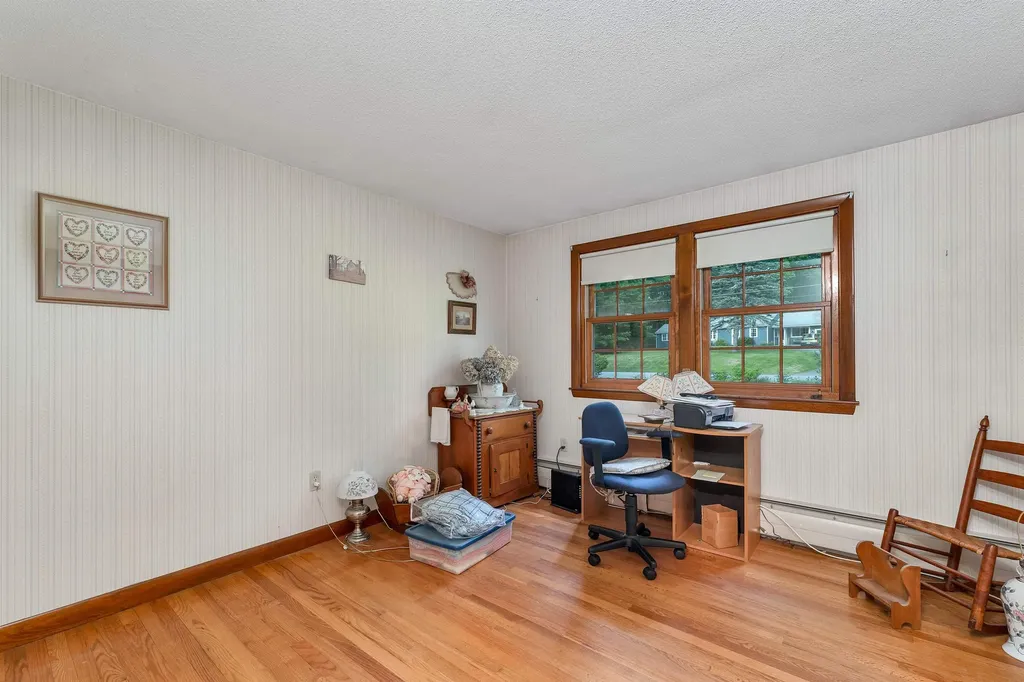 42 Ridgewood Drive Bow NH 03304