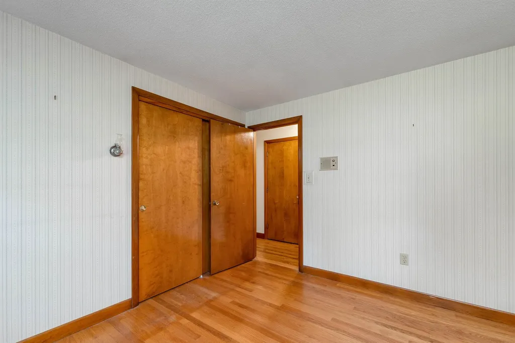 42 Ridgewood Drive Bow NH 03304