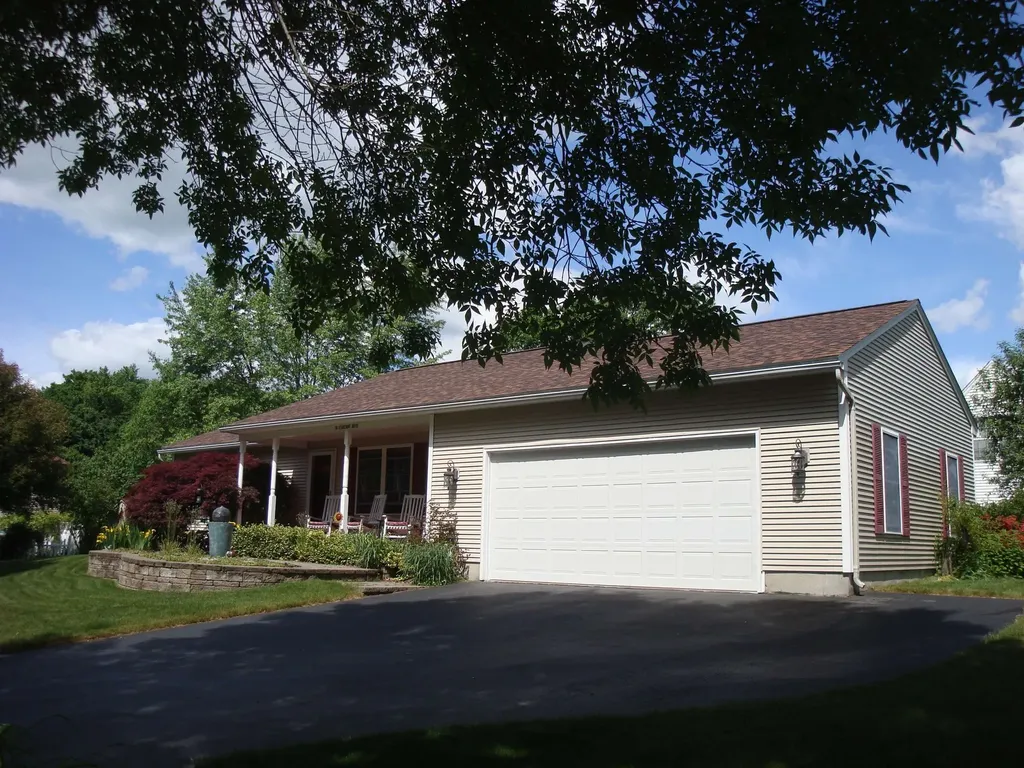 10 Starlight Drive Keene NH 03441