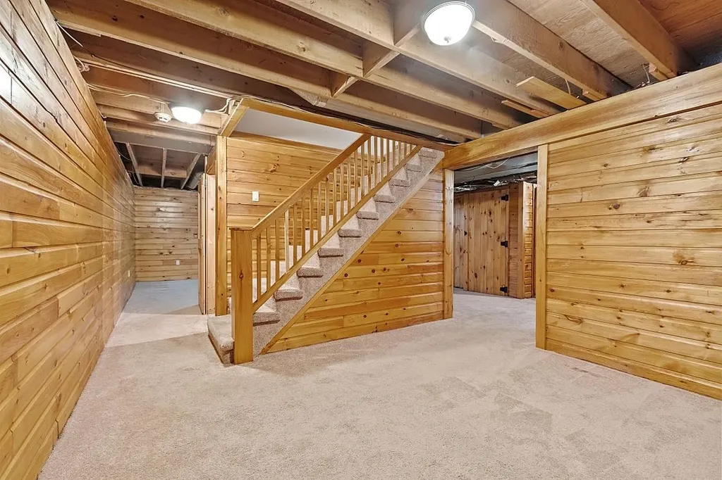39 Dollard Road Auburn NH 03032