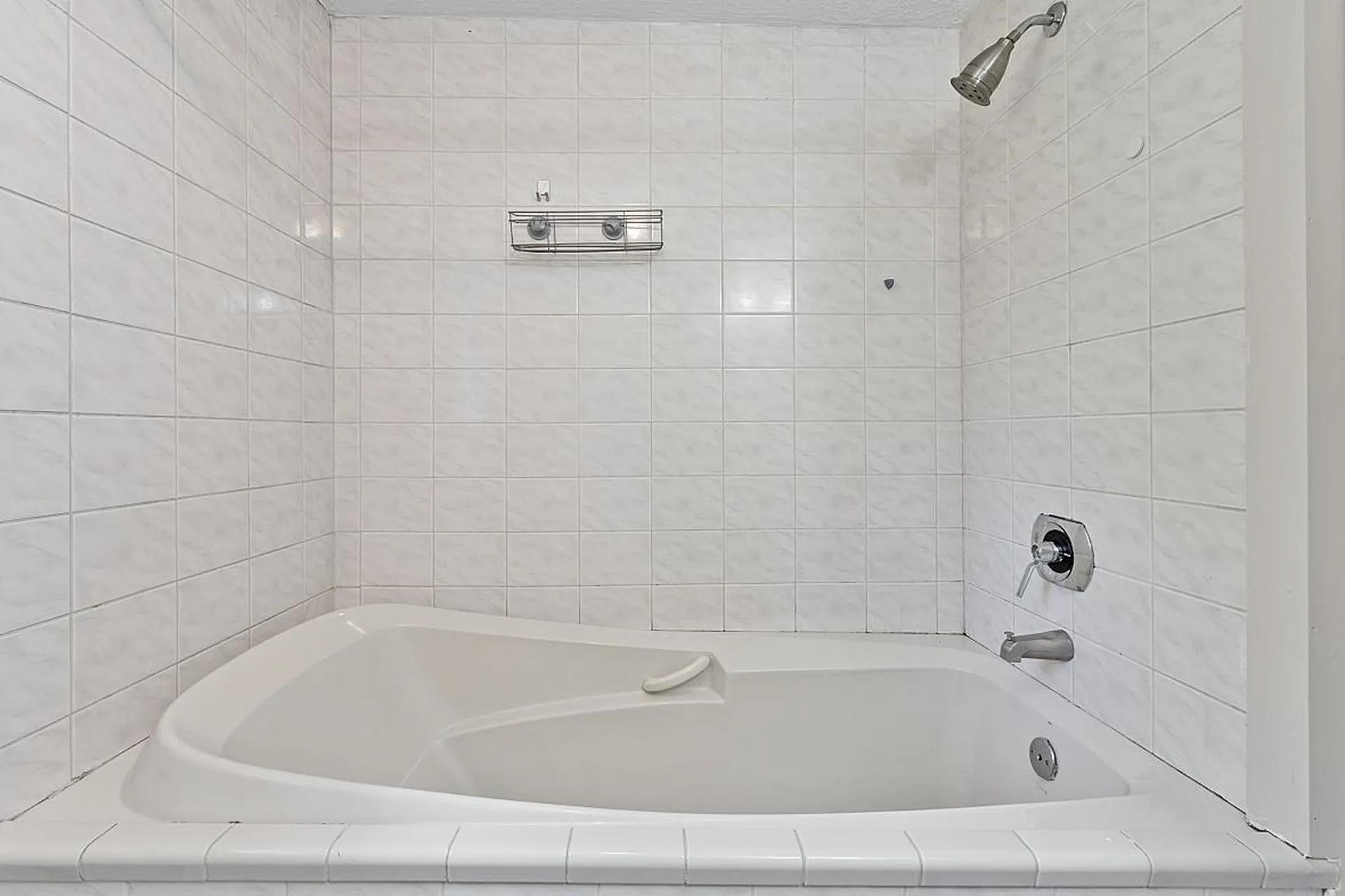 39 Dollard Road Auburn NH 03032