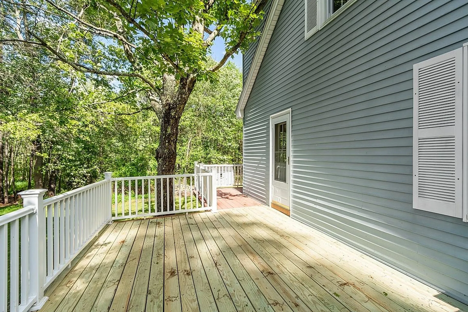 39 Dollard Road Auburn NH 03032