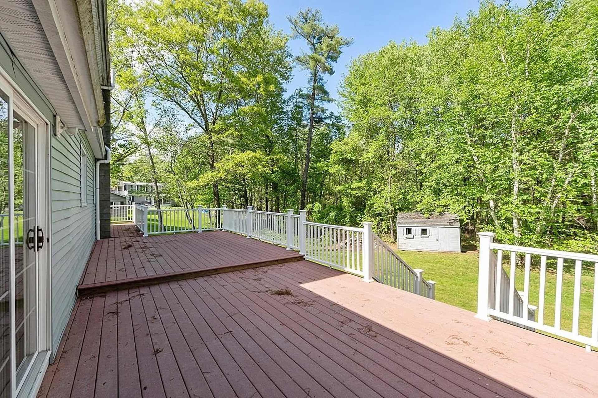 39 Dollard Road Auburn NH 03032
