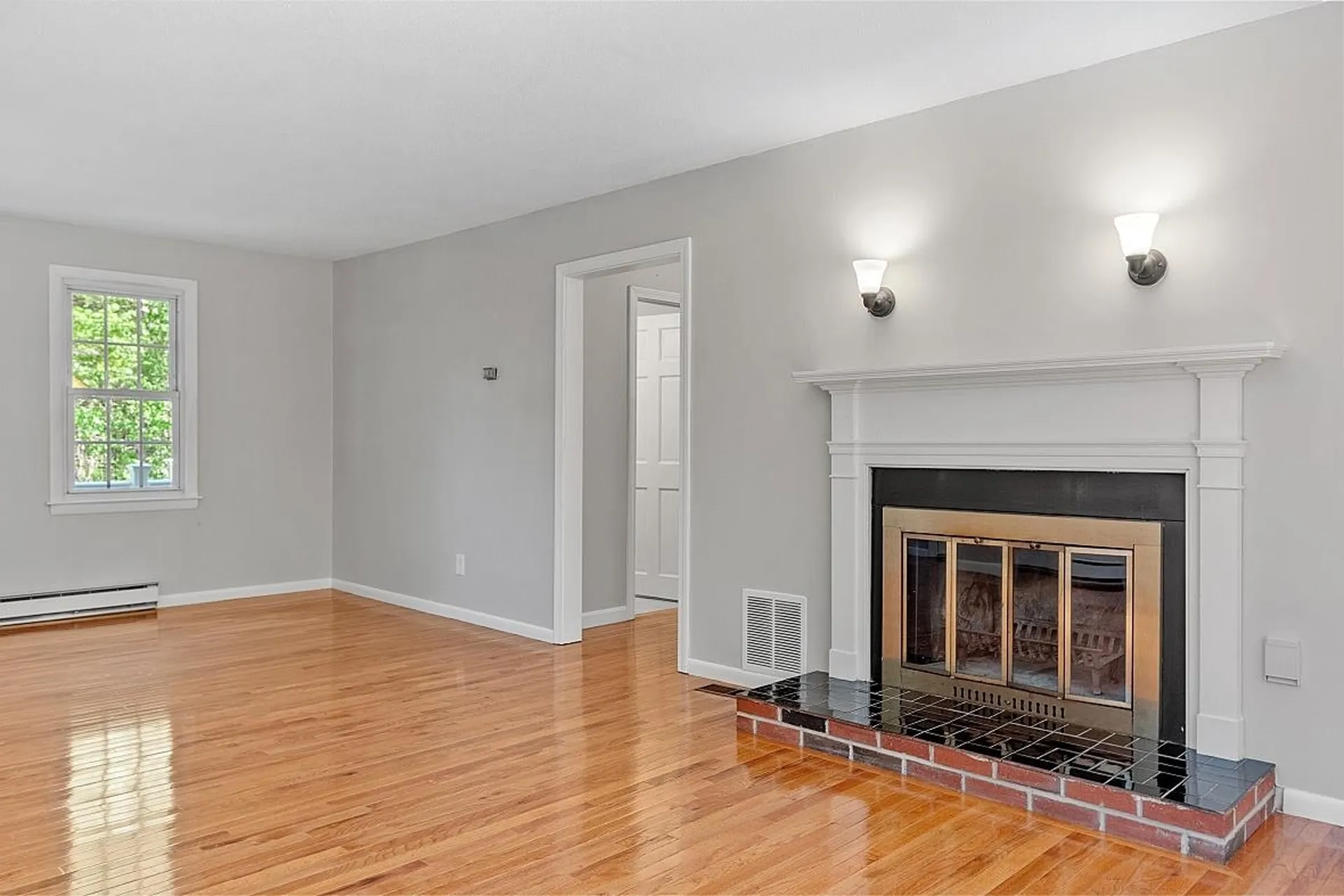 39 Dollard Road Auburn NH 03032