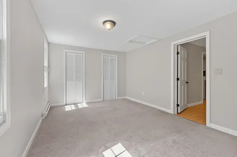 39 Dollard Road Auburn NH 03032