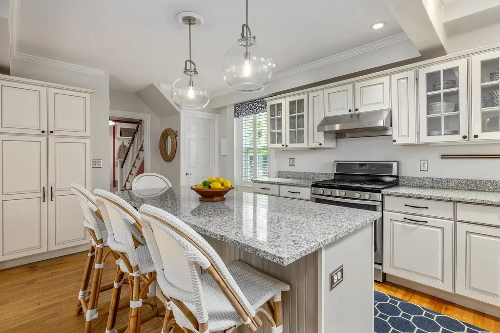 373 Broad Street Portsmouth NH 03801