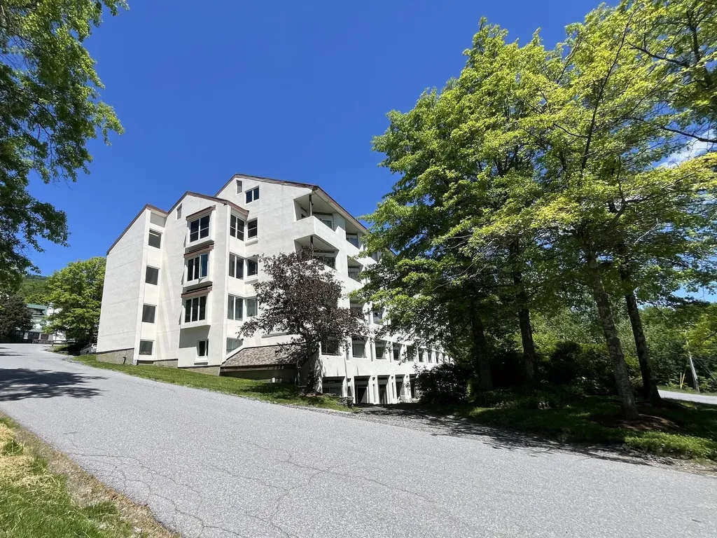 30 Mountainside Drive Warren VT 05674