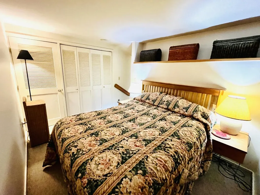 30 Mountainside Drive Warren VT 05674