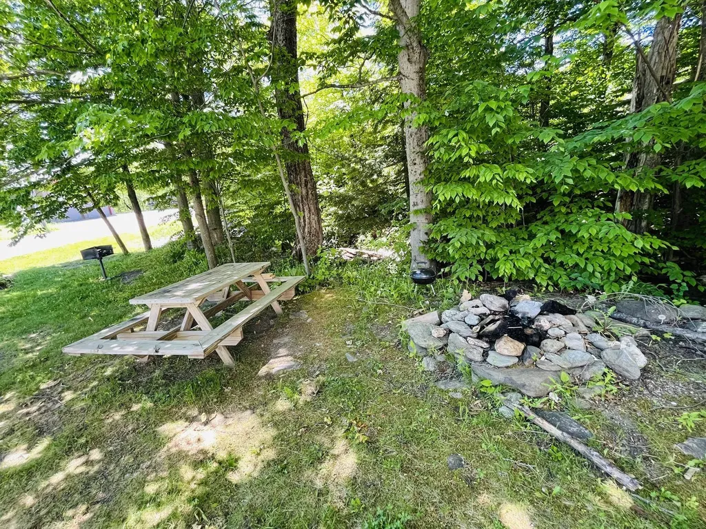 30 Mountainside Drive Warren VT 05674
