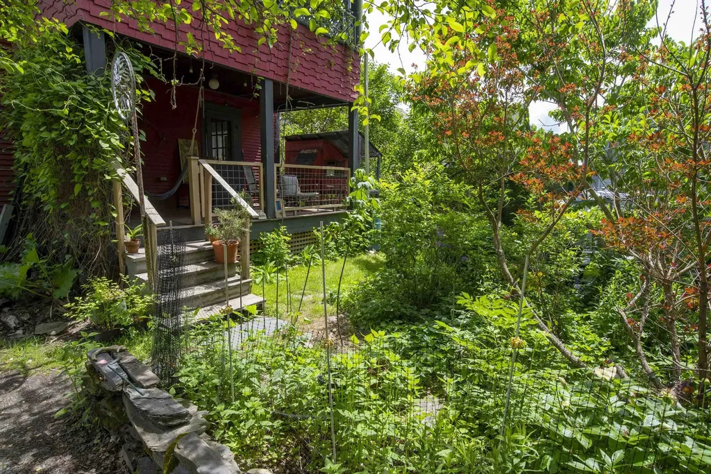4 Holmes Court Montpelier VT 05602
