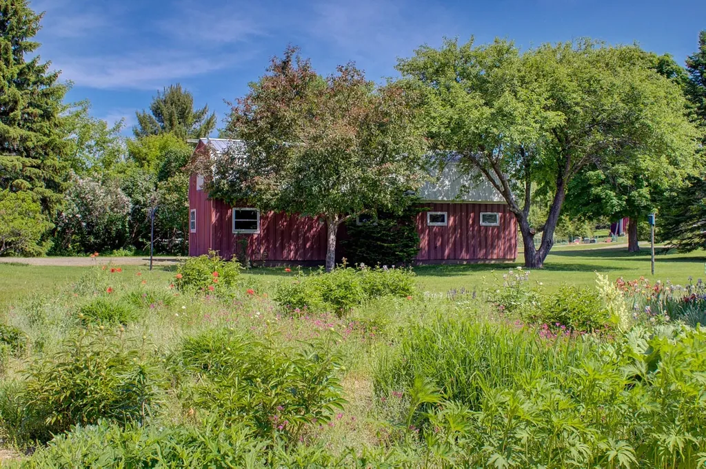 163 West Shore Road Grand Isle VT 05458