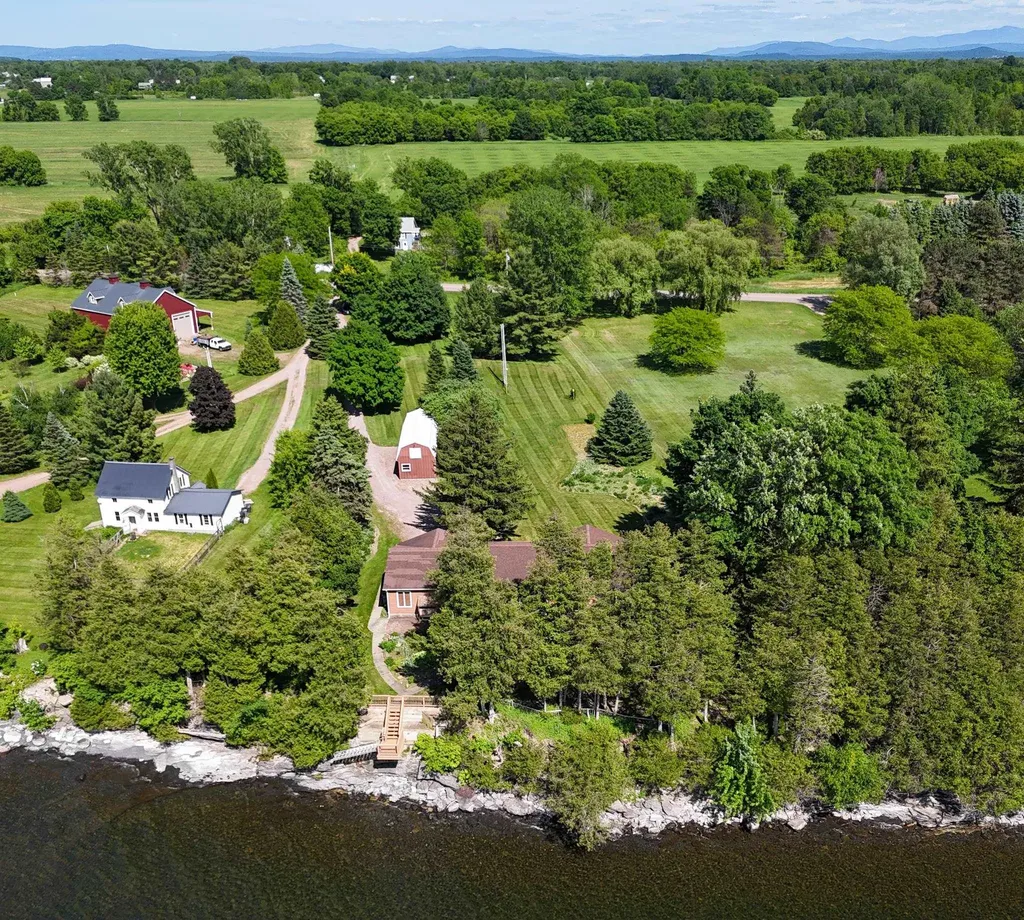 163 West Shore Road Grand Isle VT 05458