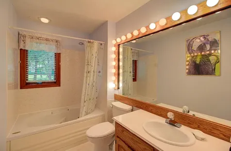 163 West Shore Road Grand Isle VT 05458