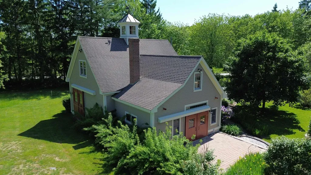 181 Bunker Hill Avenue Stratham NH 03885