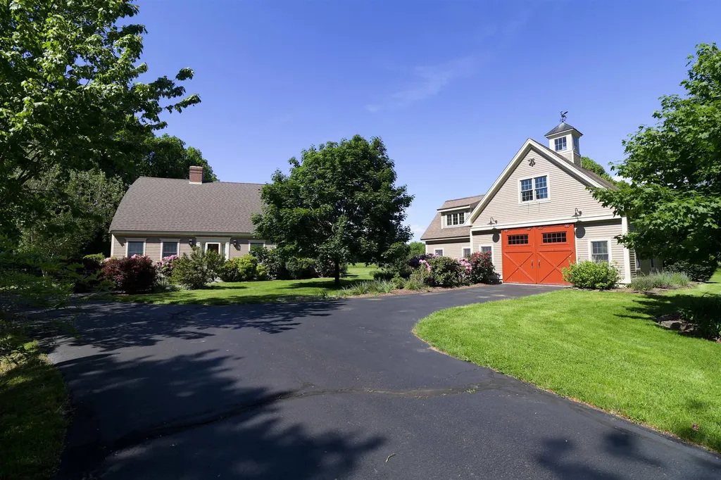 181 Bunker Hill Avenue Stratham NH 03885