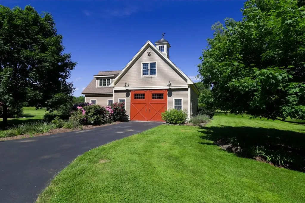 181 Bunker Hill Avenue Stratham NH 03885
