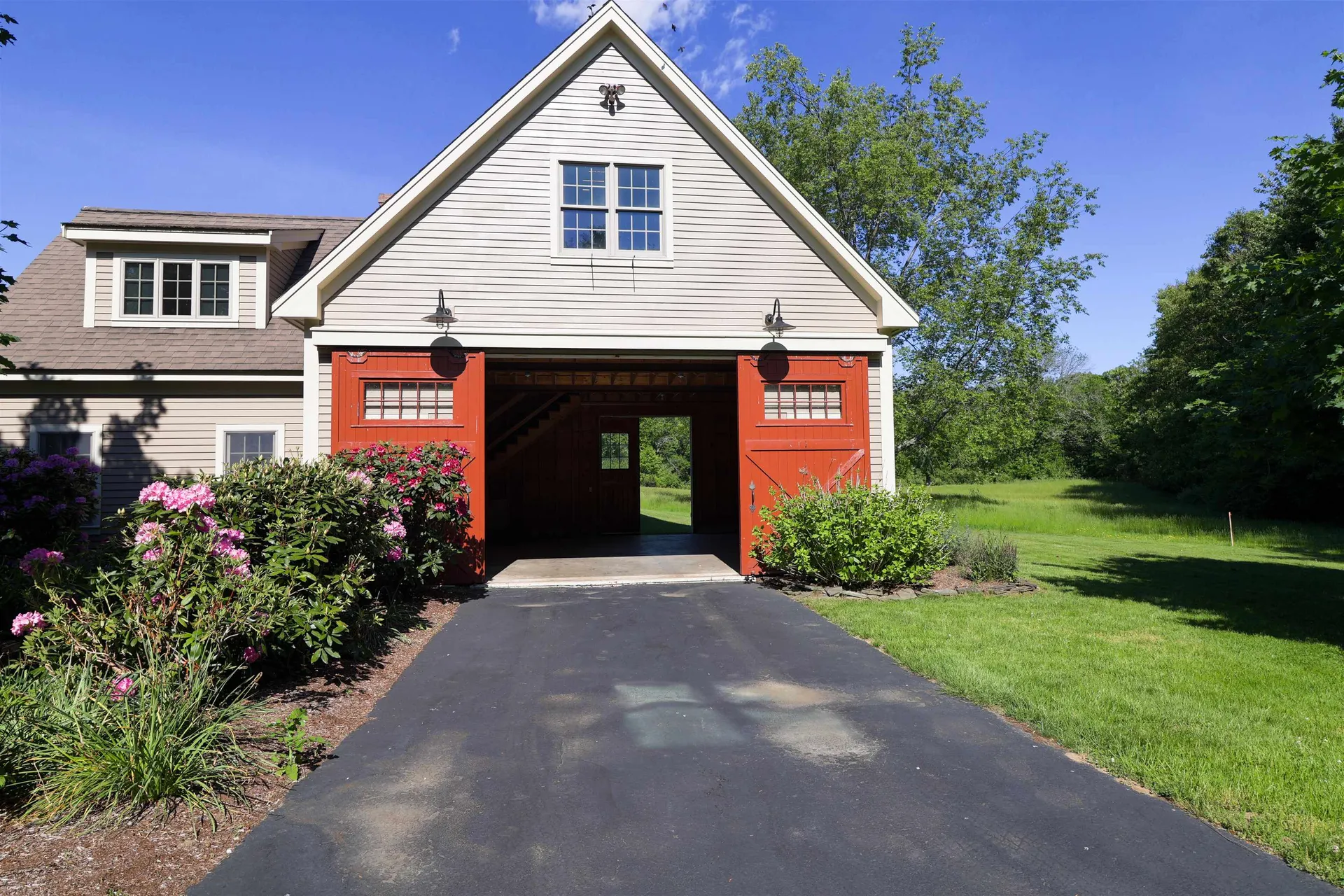 181 Bunker Hill Avenue Stratham NH 03885