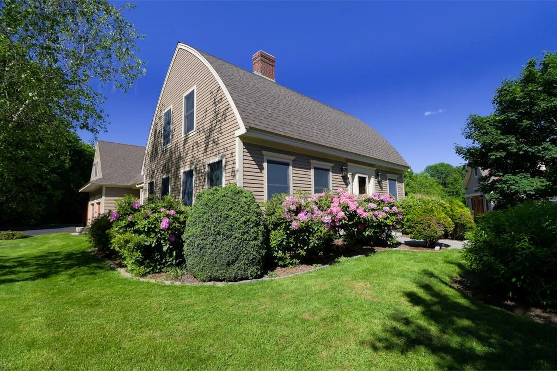 181 Bunker Hill Avenue Stratham NH 03885