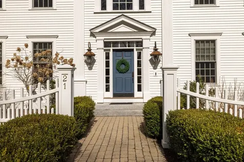 21 Cotton Farm Lane North Hampton NH 03862