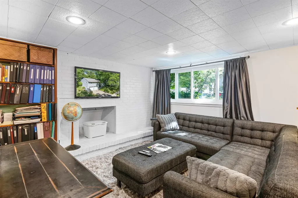 32 Birchwood Lane Burlington VT 05401