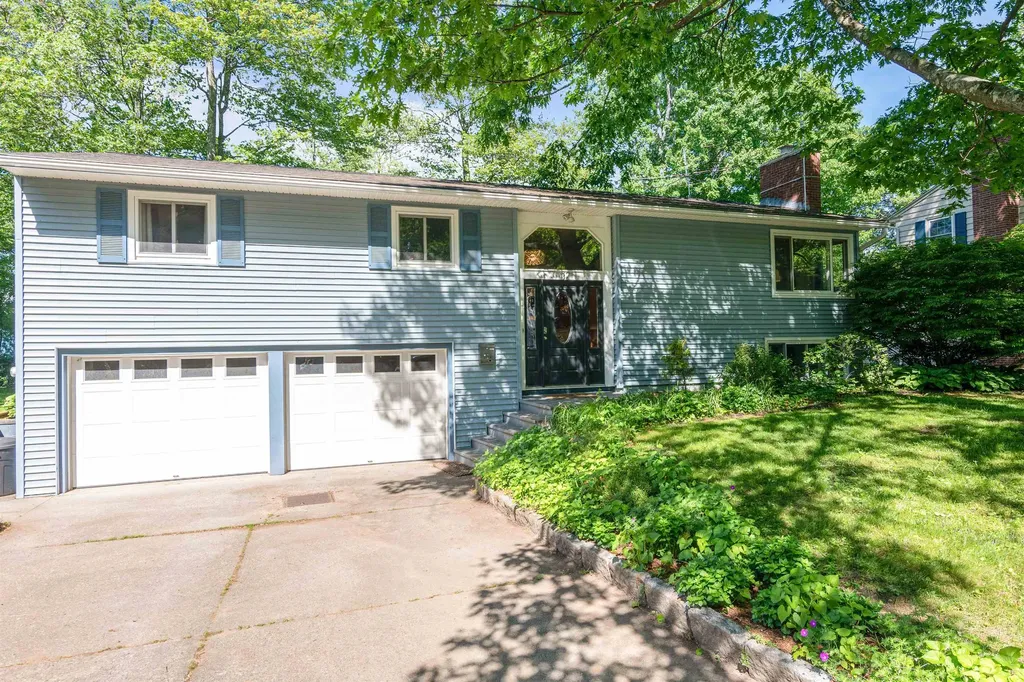 32 Birchwood Lane Burlington VT 05401