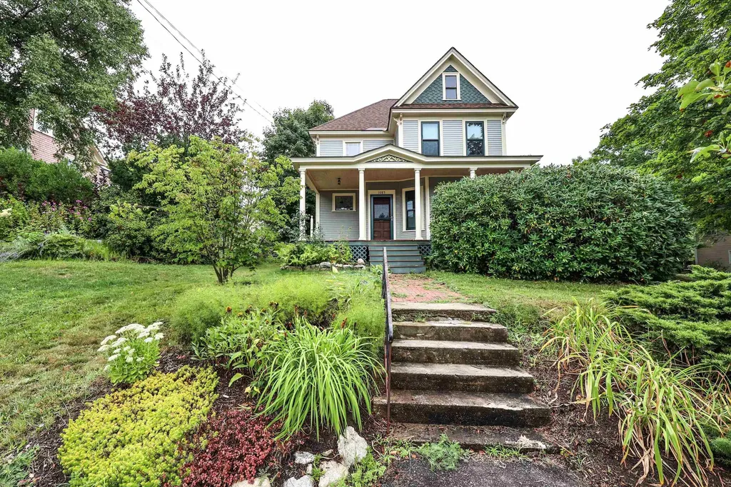 1085 Union Street Manchester NH 03104