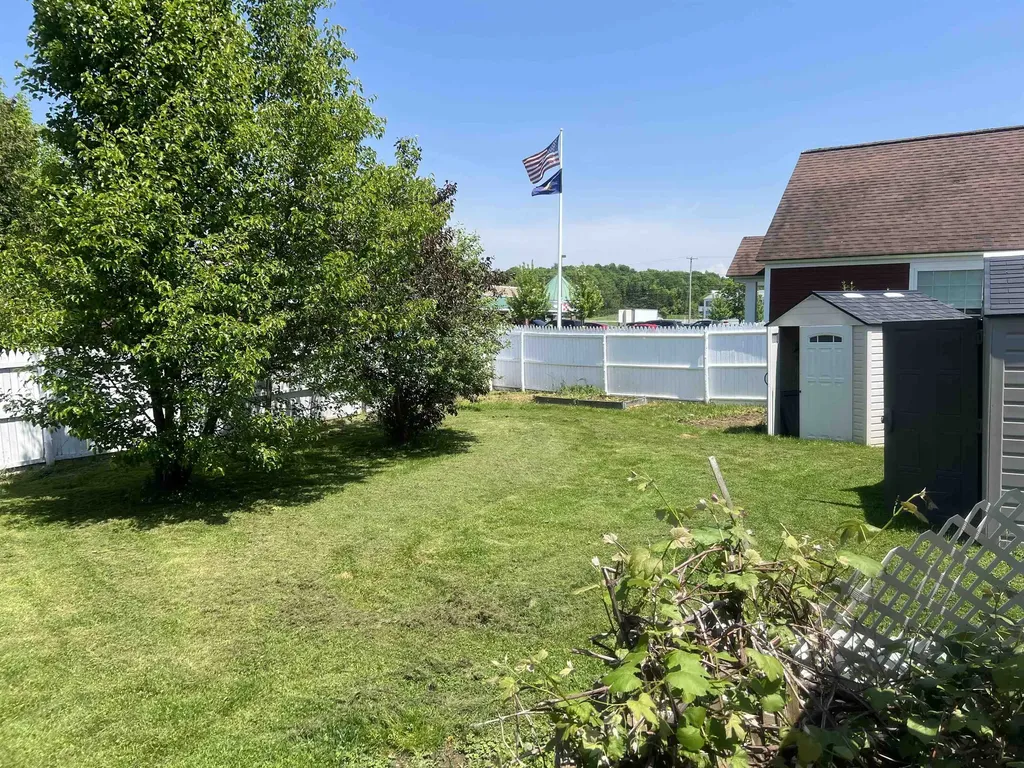 129 Monkton Road Ferrisburgh VT 05491