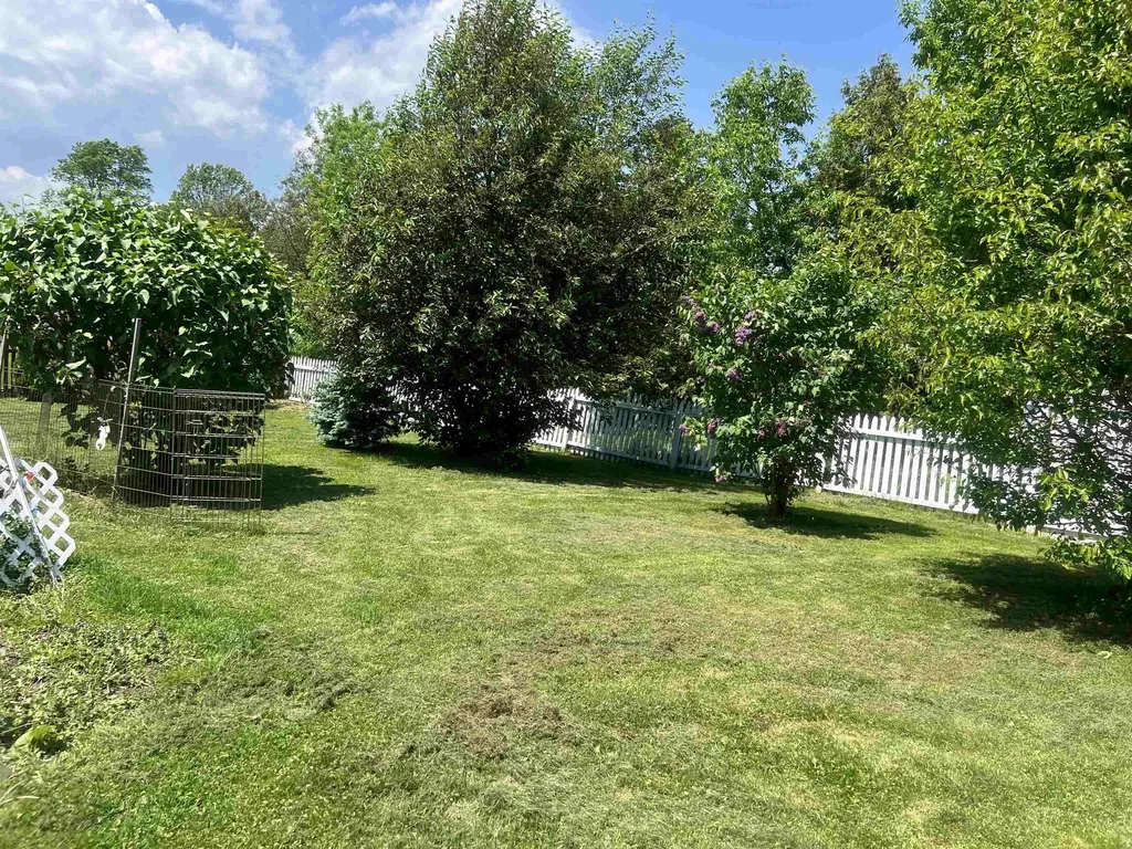 129 Monkton Road Ferrisburgh VT 05491