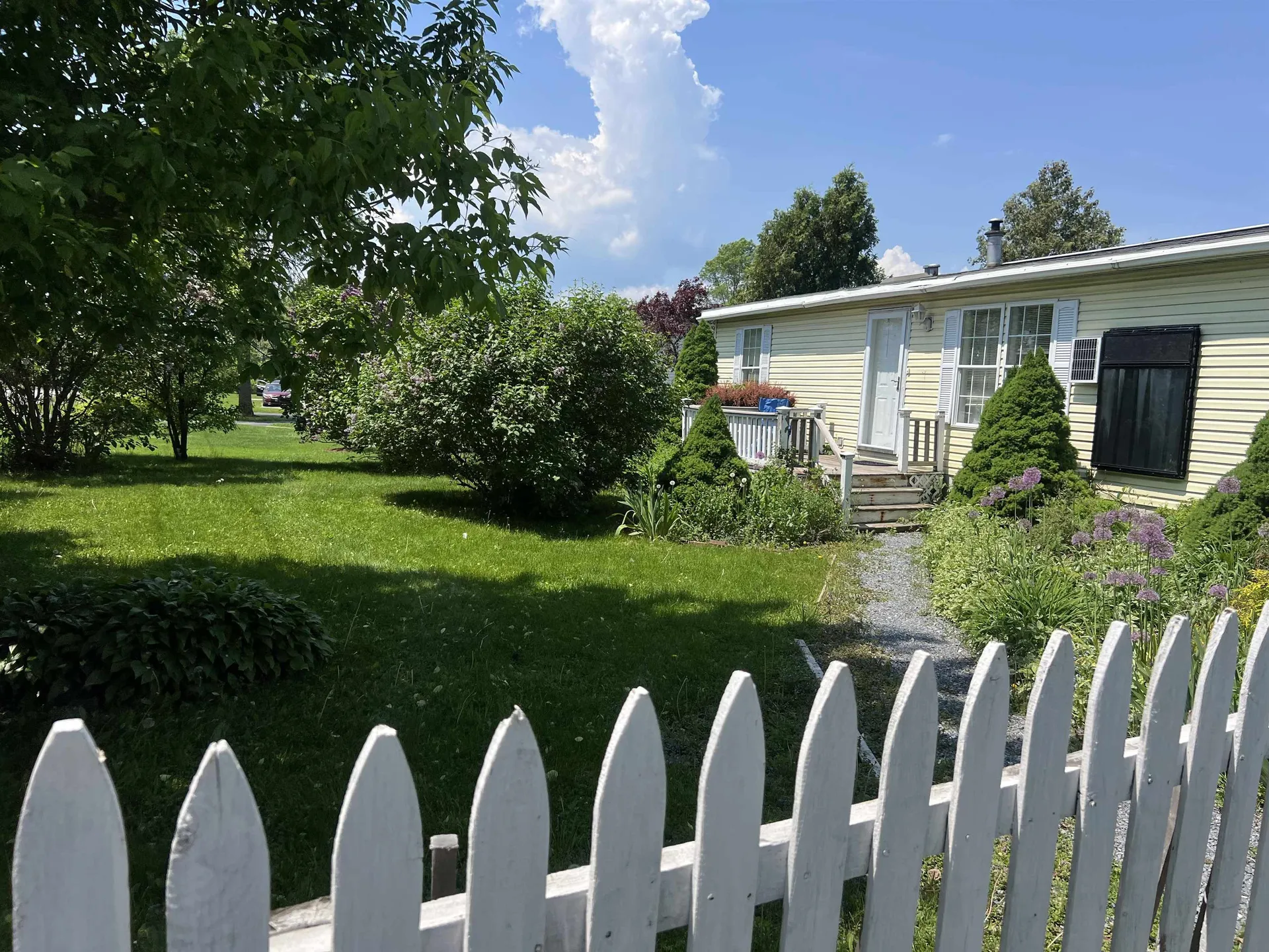 129 Monkton Road Ferrisburgh VT 05491