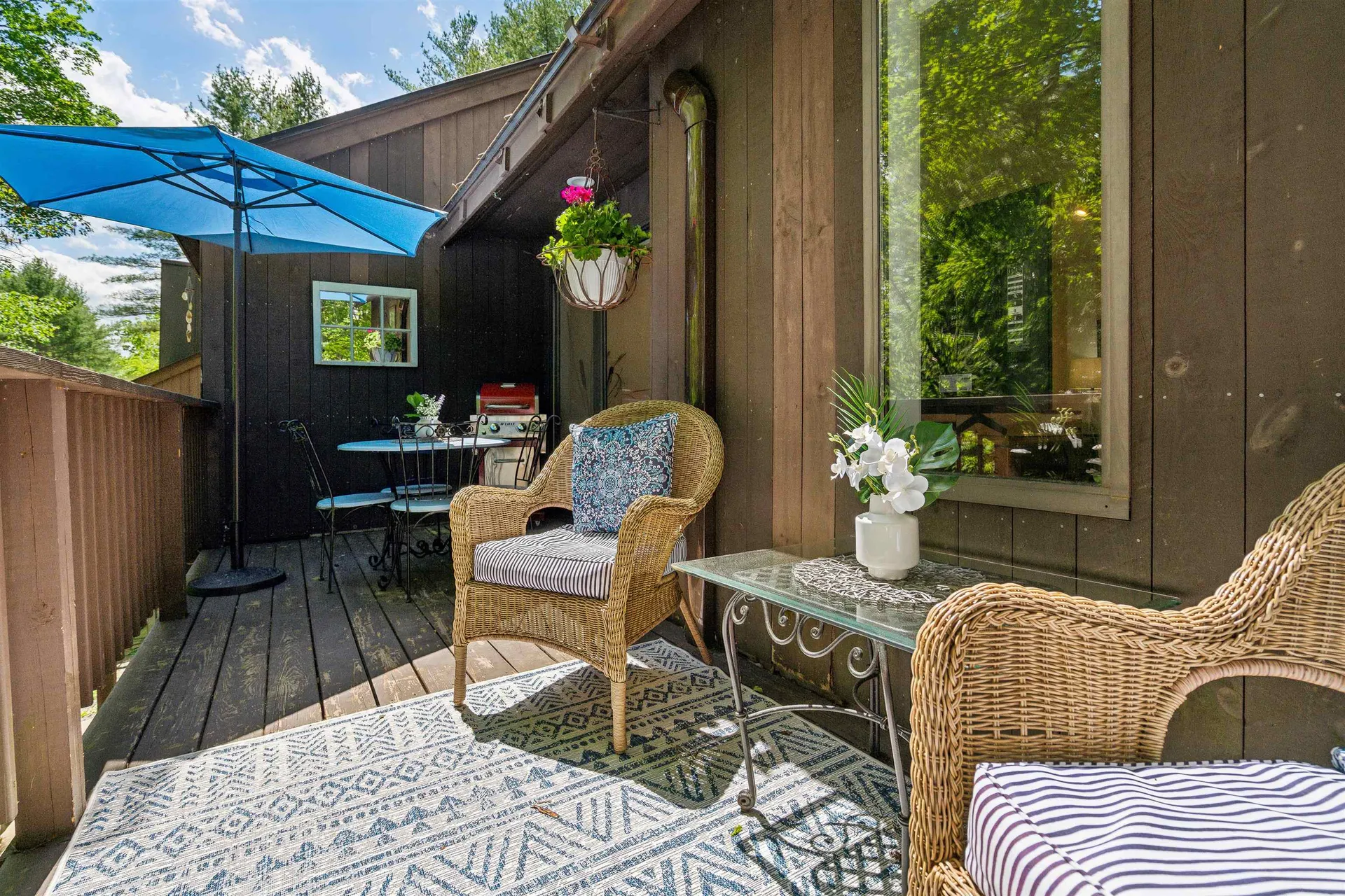 445 Old Quechee Road Hartford VT 05059
