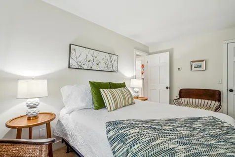445 Old Quechee Road Hartford VT 05059