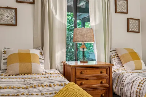 445 Old Quechee Road Hartford VT 05059