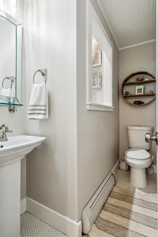 445 Old Quechee Road Hartford VT 05059