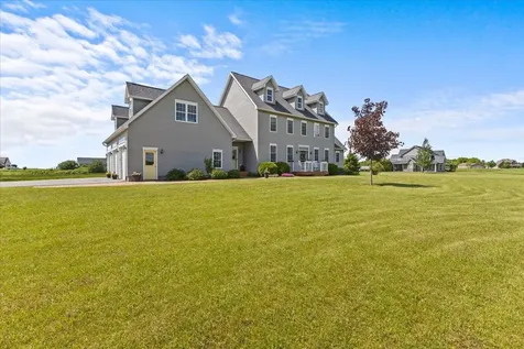 27 Webster Lane Georgia VT 05478