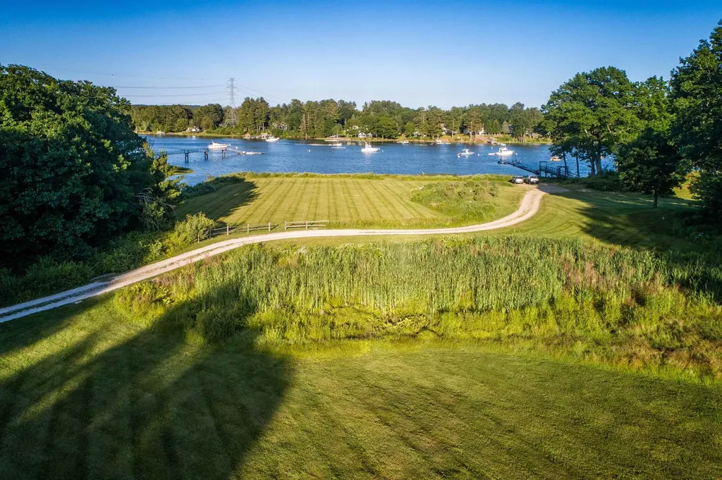 8 Brickyard Drive Dover NH 03820