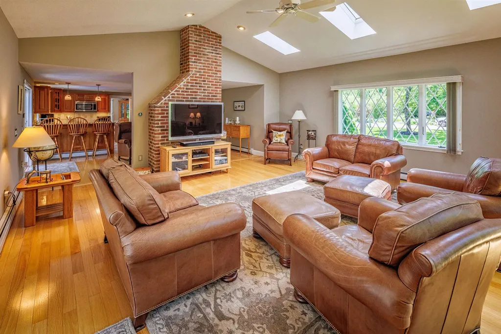 8 Brickyard Drive Dover NH 03820