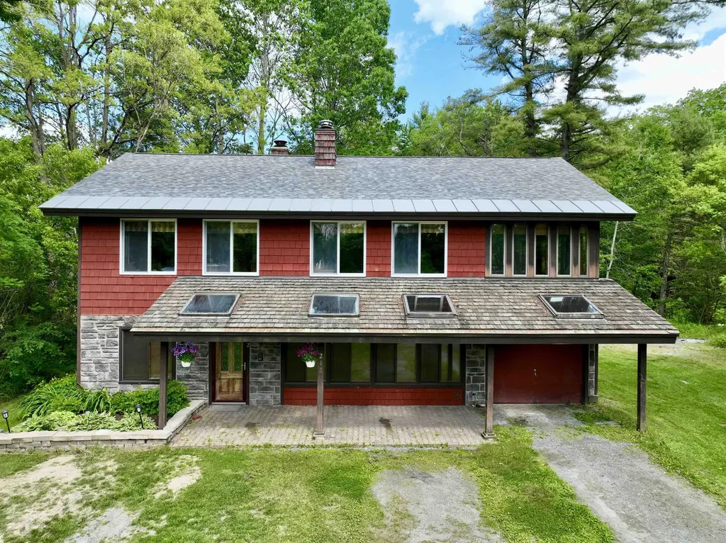 212 River Road Piermont NH 03779