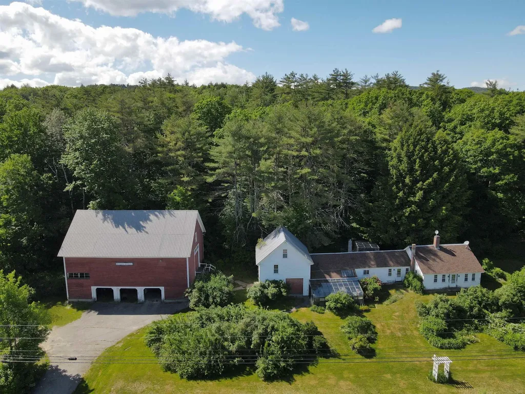 1725 Summer Street Bristol NH 03222