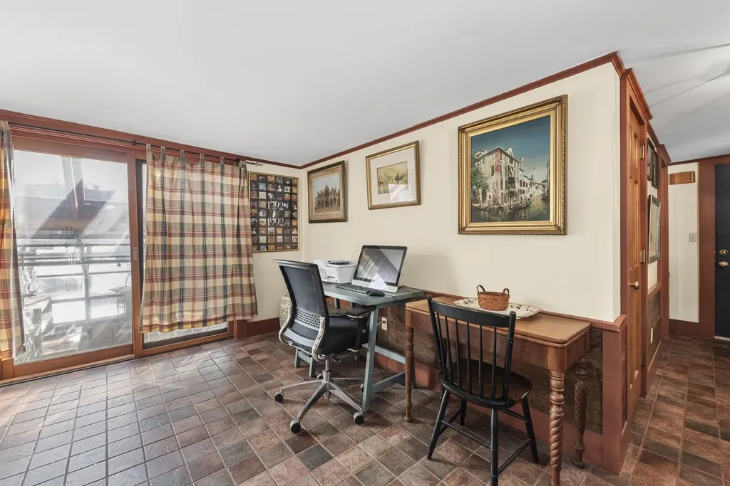 1725 Summer Street Bristol NH 03222