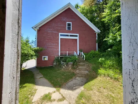 1725 Summer Street Bristol NH 03222